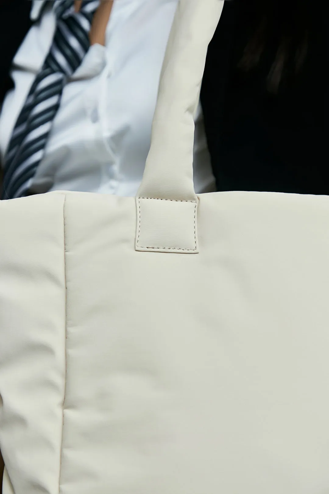 Go-Getter Laptop Tote (Nylon Cream)