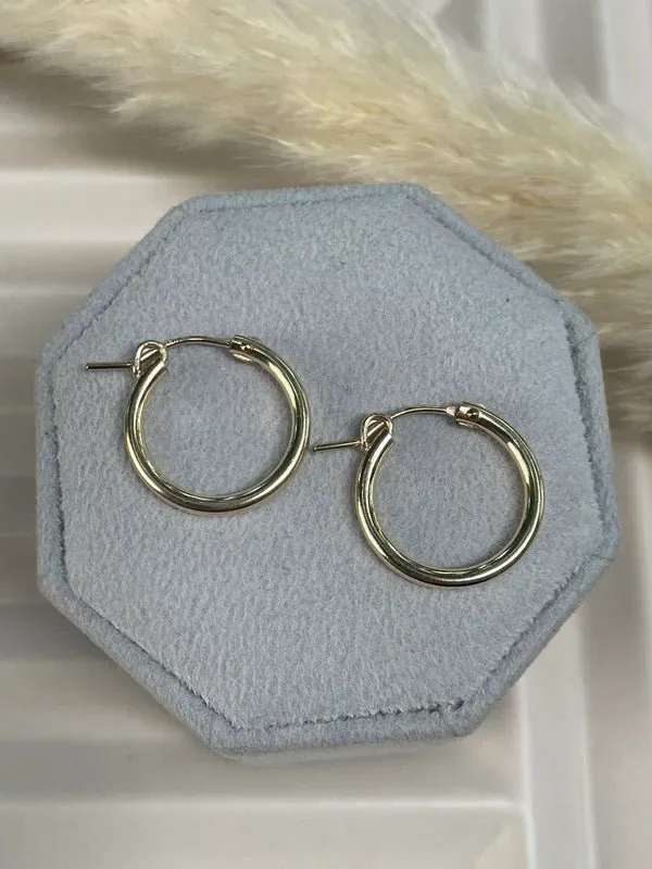 Second Aura Carmen Hoops