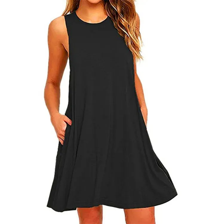 Summer Breeze: Women's Plus Size Swing T-Shirt Dress with Pockets - Your Stylish Beach Cover-Up